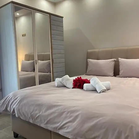 Estia Alternative Apartment