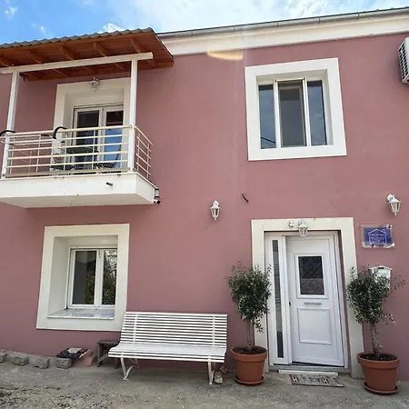 Estia Alternative Apartment *