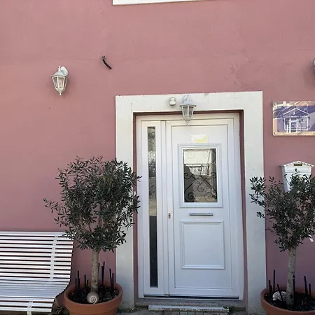 Daire Estia Alternative Dırama